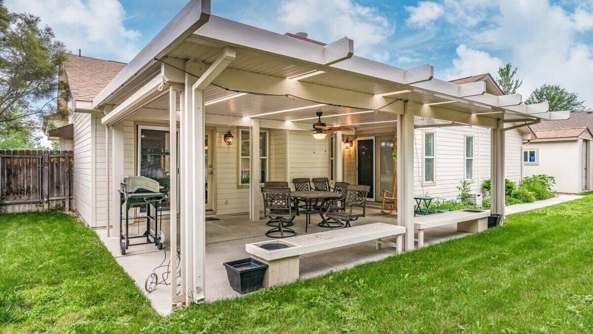 Meridian House | #StayInMyDistrict Meridian Single Level