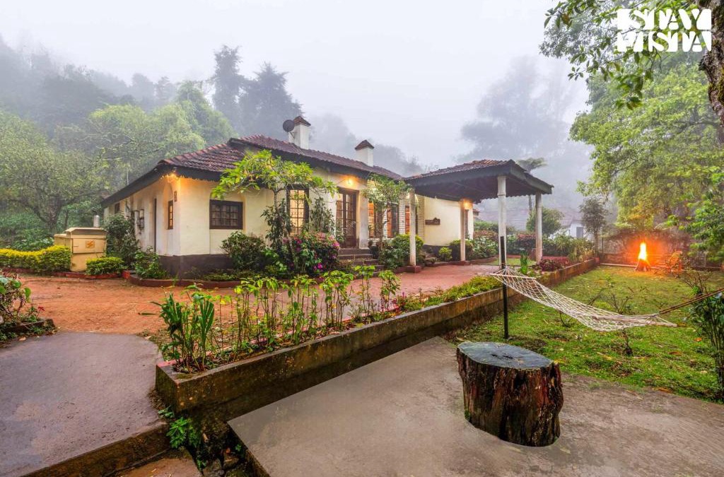 Kodaikanal Villa | StayVista at Serenity of Sunny Side with TV, Lawn, Lake View
