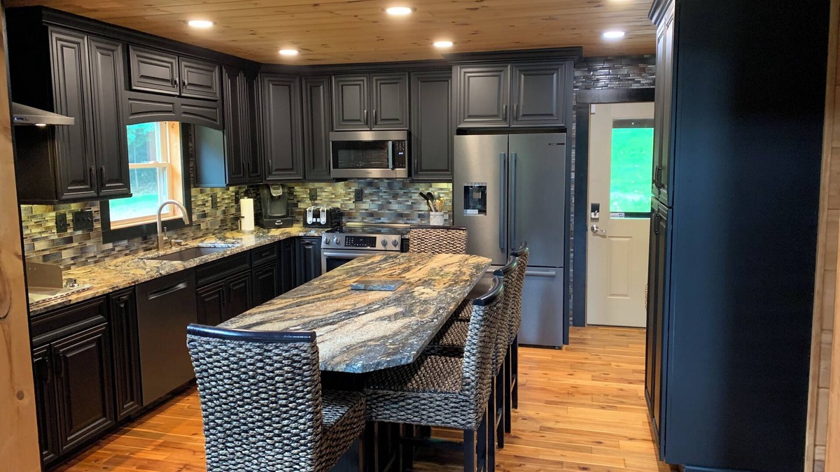 Canton Cabin | Steal Away Renovated Cabin