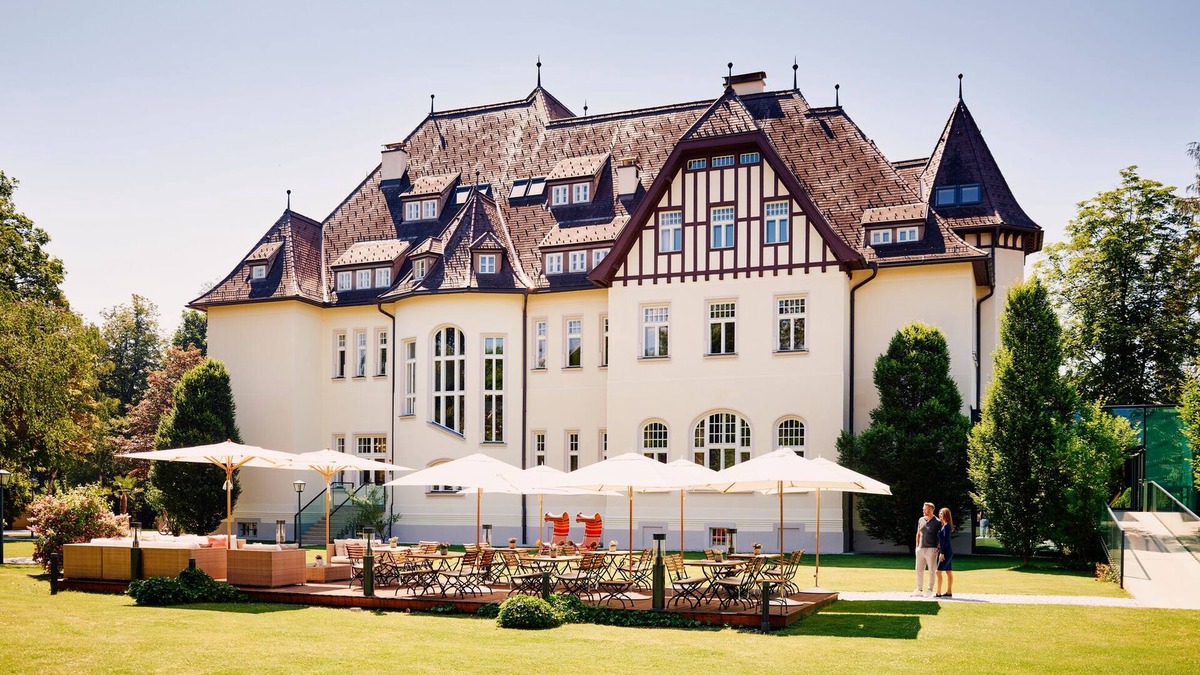 Zeltweg Hotel | Steirerschlössl