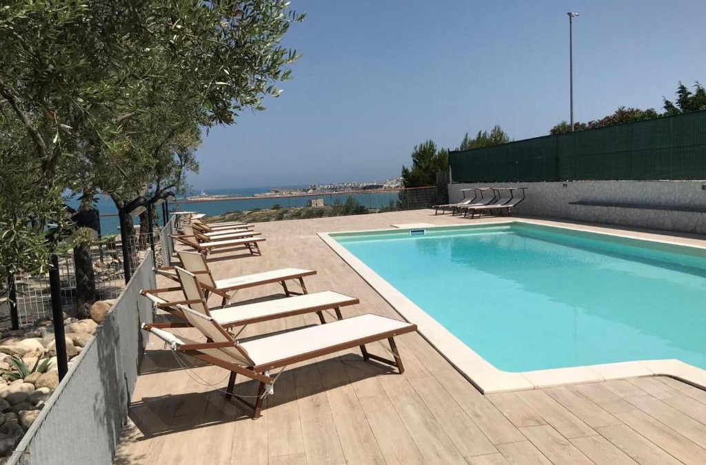 Defensola Apartment | Stella Marina with Pool 100 m from beach