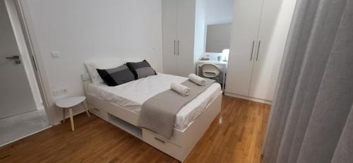 Pasalimani Apartment | Stella's Cozy Apt (By Marina Zeas)