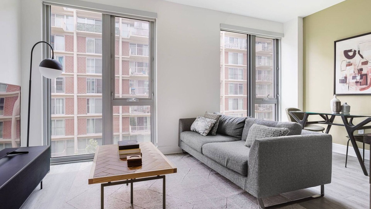 Capitol Hill Apartment | Stellar SW Waterfront Jr 1BR w/Pool & Gym, nr Nightlife, by Blueground