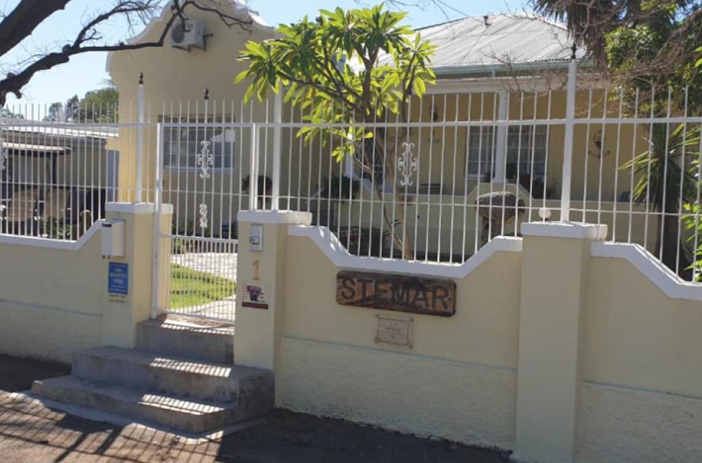 Graaff-Reinet House | Stemar Self Catering