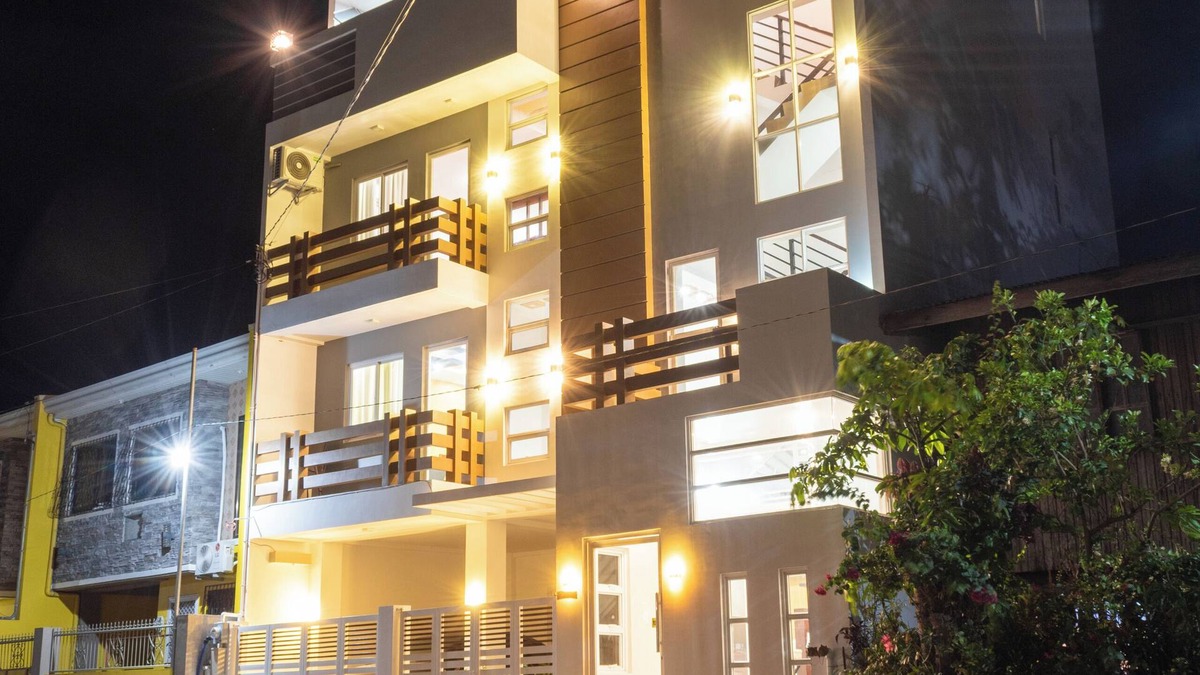 Vigan Apartment | Step Back in Time with Modern Comfort: 1-Bedroom Hideaway in Vigan City.