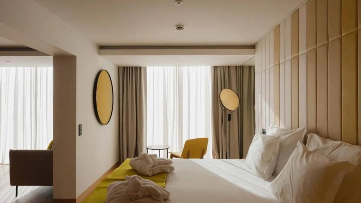 Sao Jorge de Arroios Hotel | Step into Lisbon’s Magic—Poolside Days & Light-Filled Nights