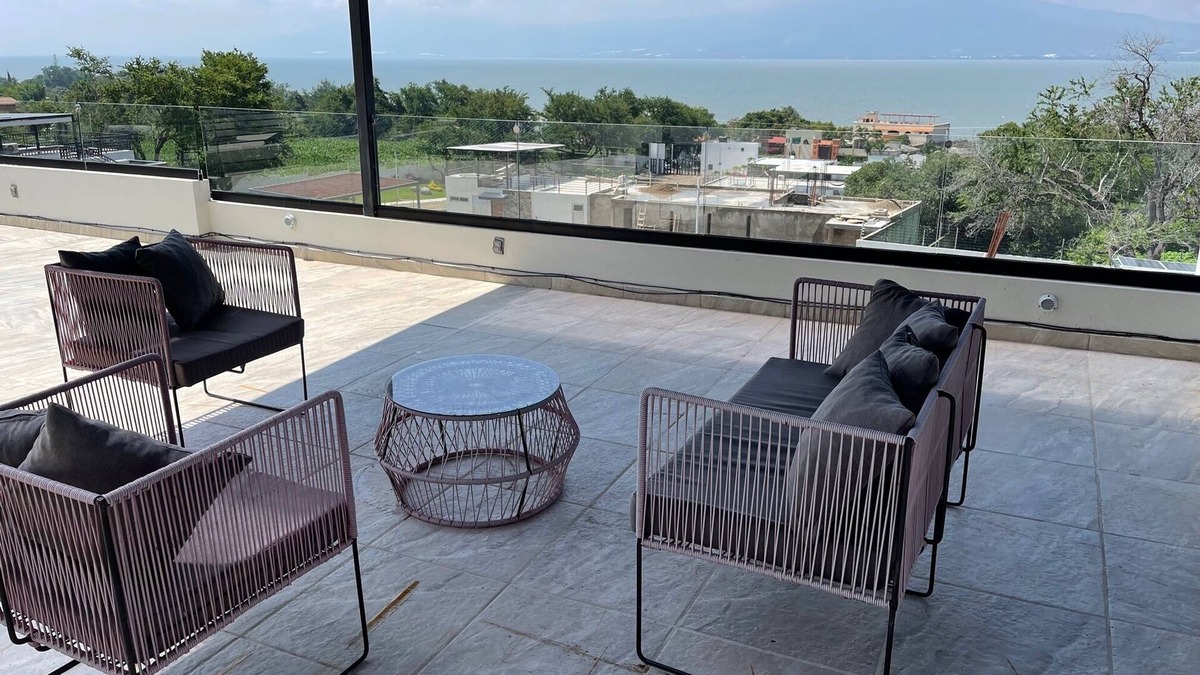 Jocotepec House | Step into serenity in our secure vacation home on Lake Chapala's shores,