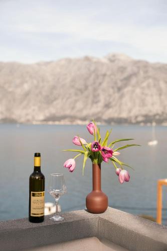 Donji Stoliv Apartment | Step to Kotor bay St-oliv