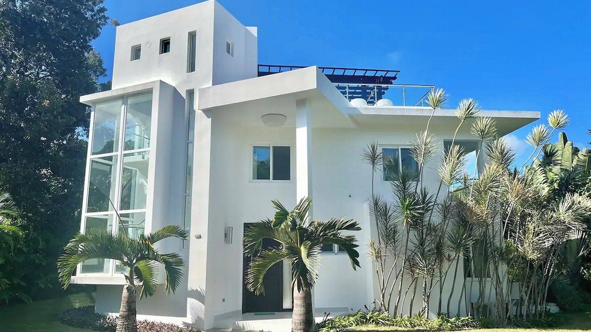 El Batey Villa | Steps from beaches/bars: 5BD/5BTH guest-friendly villa with pool