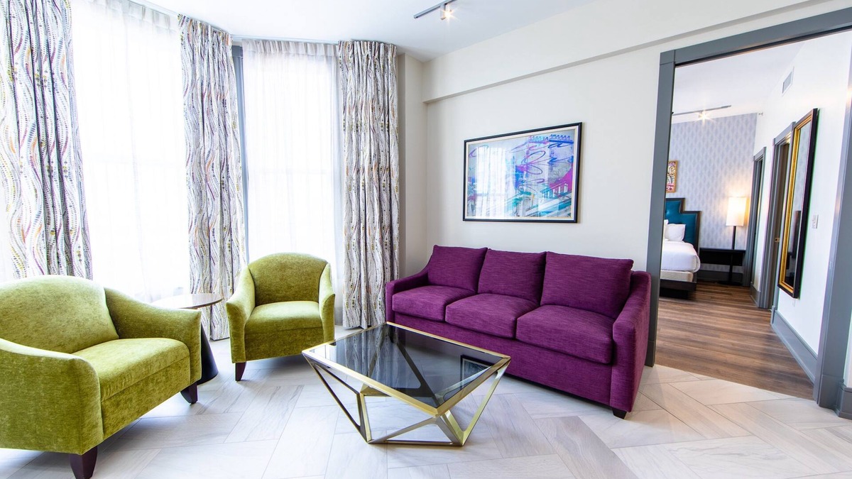 Central Business District Apartment | Steps from the French Quarter | 2 Bedroom Villa