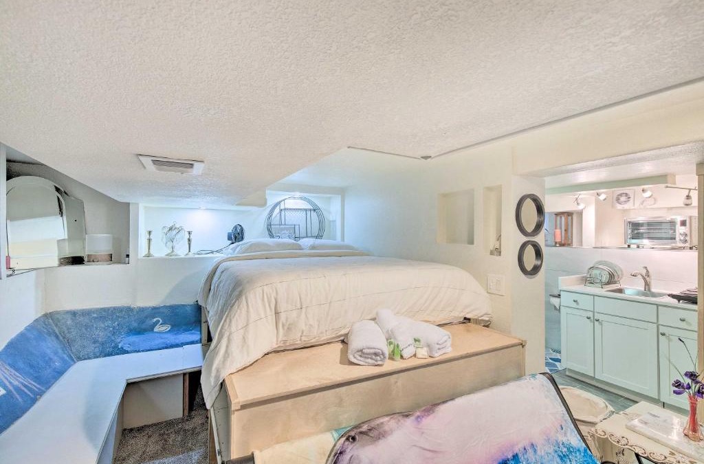 Whittier Apartment | Steps to City Park and Restaurants Denver Studio