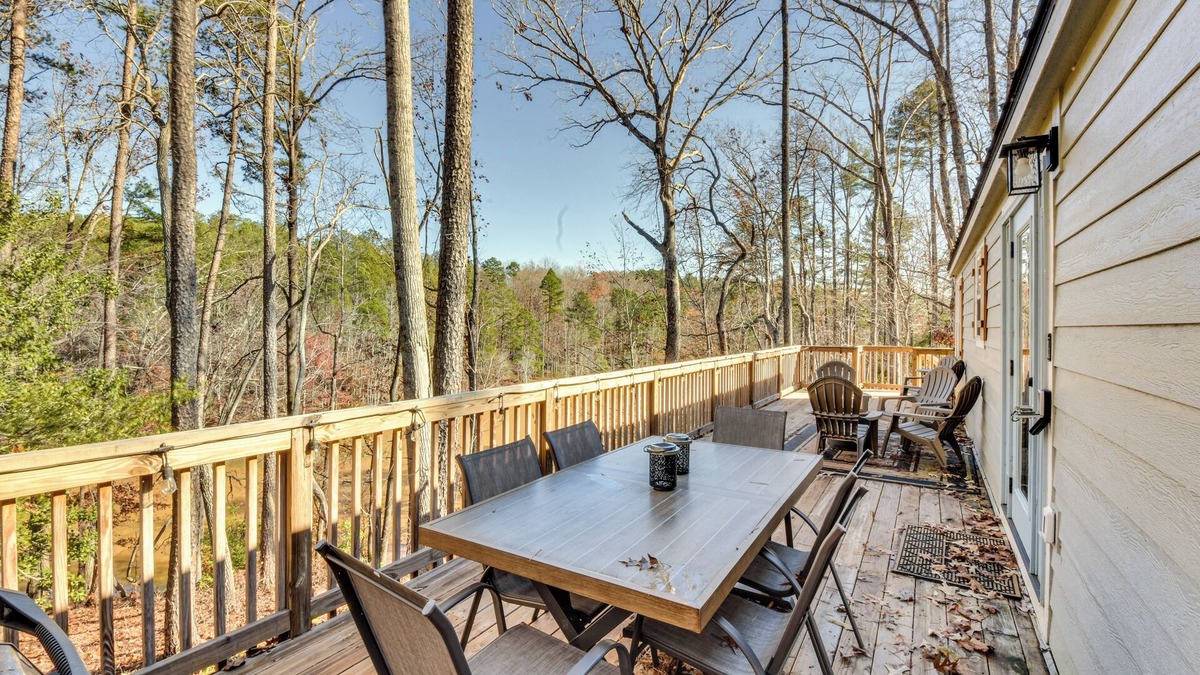 Seneca Cabin | Steps to Lake Keowee: Secluded Seneca Sanctuary!