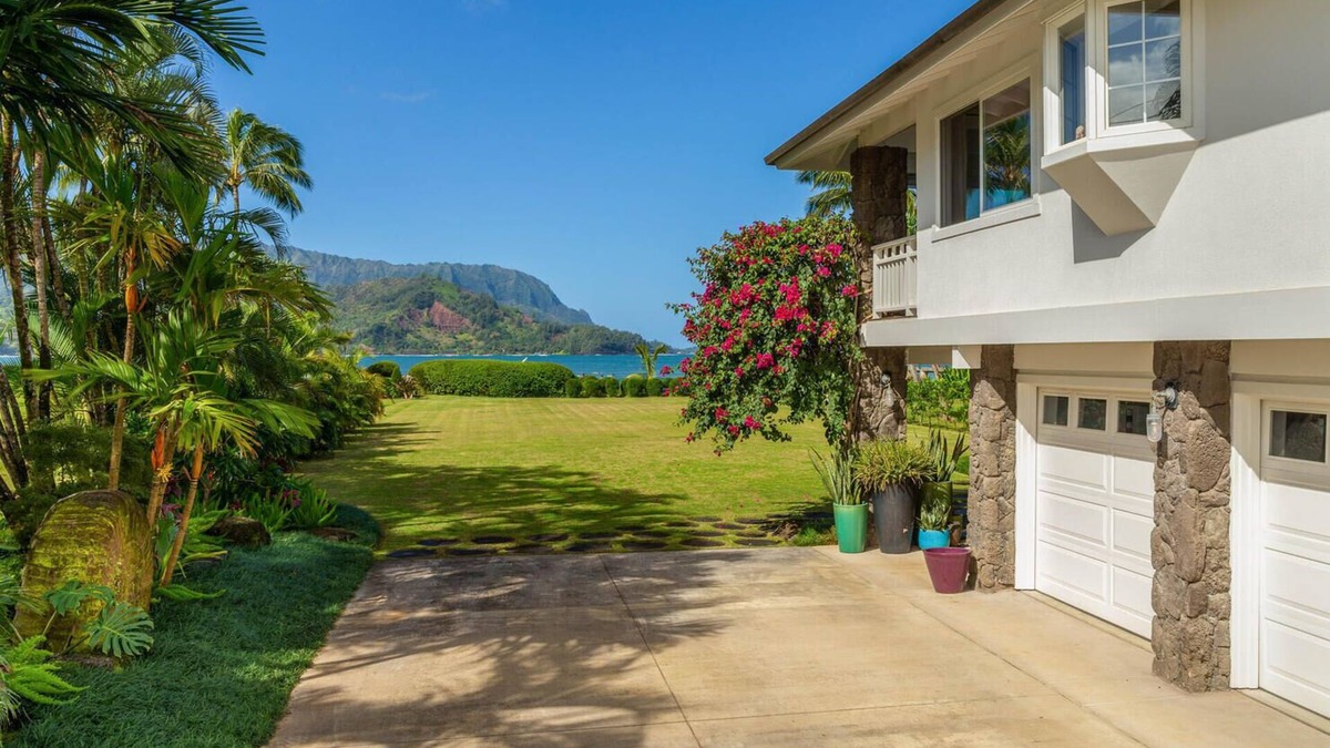 Hanalei Cottage | STEPS TO THE SAND ! TVNC # 5088
