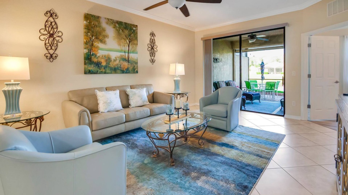 Bradenton Villa | Steps To The Shoreline