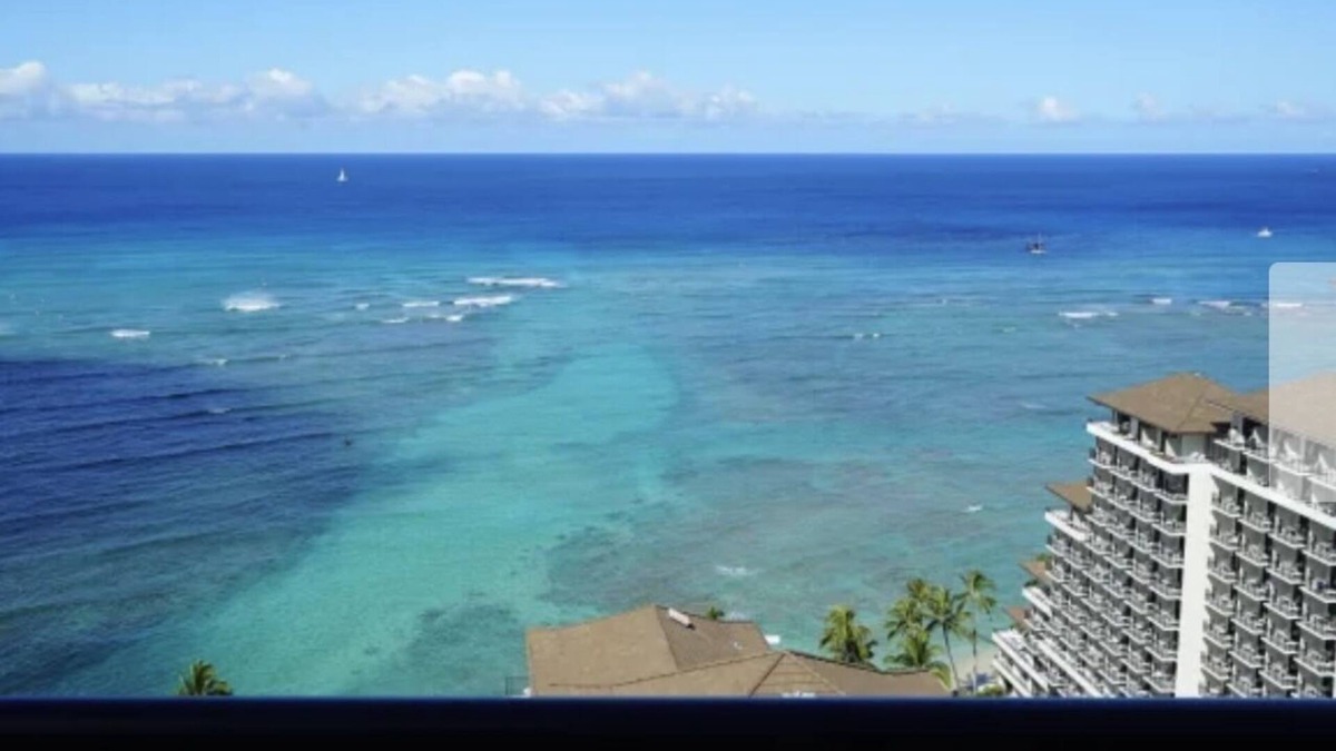 Honolulu Resort | Steps to Waikiki Beach.