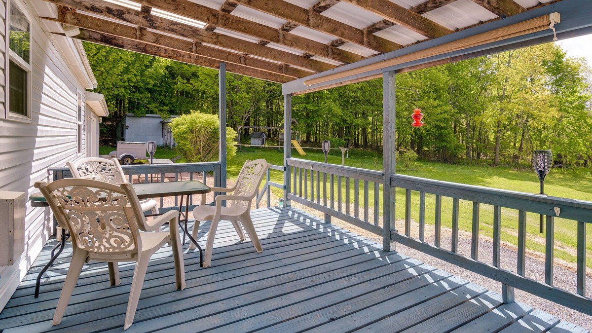 Fair Haven House | Sterling Home w/Yard: 1 Mi to Fairhaven Beach!