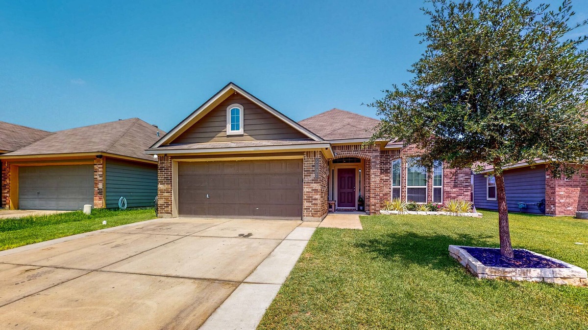 Wellborn House | Stewart Road House | House in College Station