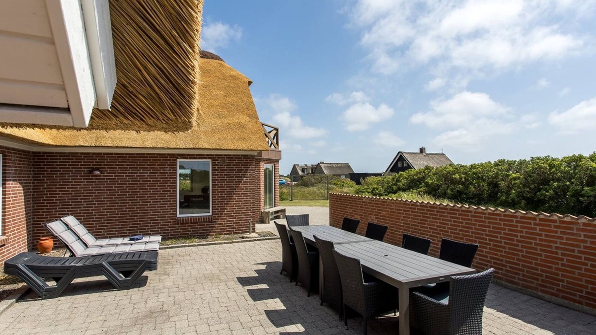 Blavand Strand House | "Stillan" - 150m from the sea by Interhome
