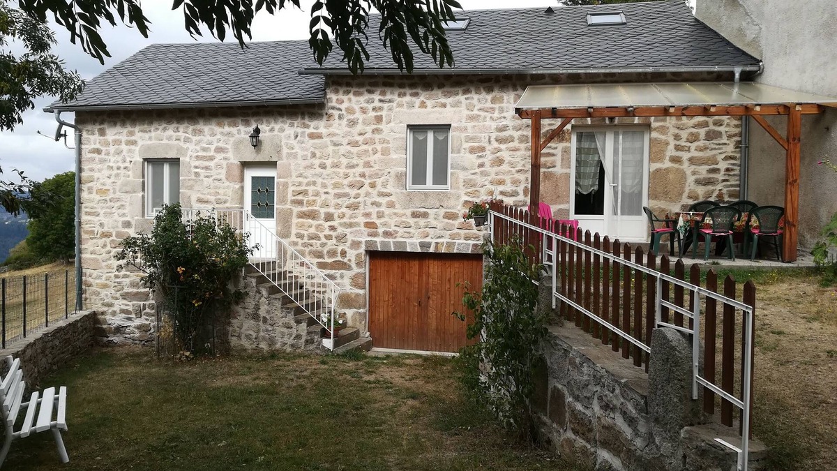 Saint-Leger-de-Peyre House | stone house Saint Léger de Peyre