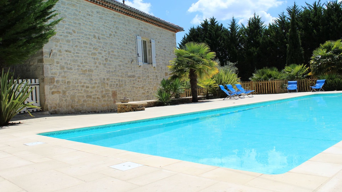 Mauroux House | Stone house, large 16.5x5-m private pool
