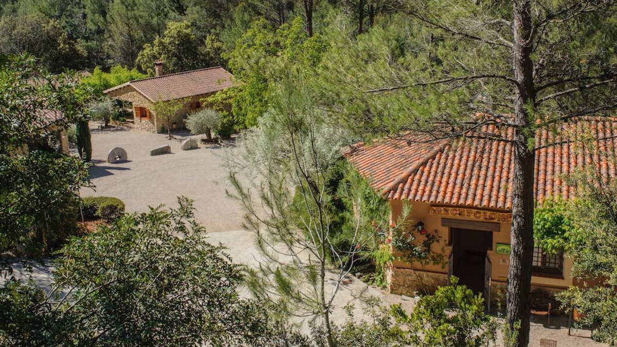 Yeste House | Stone house nº2 for 4 people, Batan Rio Tus