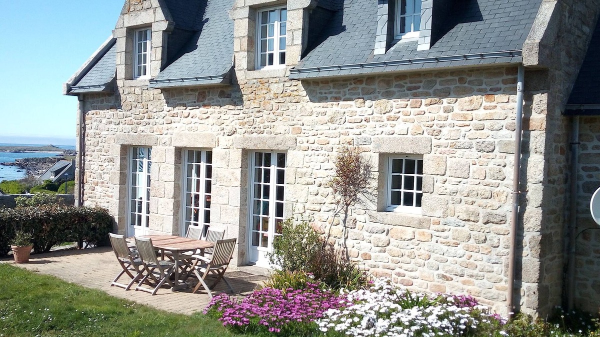 Porspoder House | stone house with beautiful sea views, 100 m from the beach, Finistère