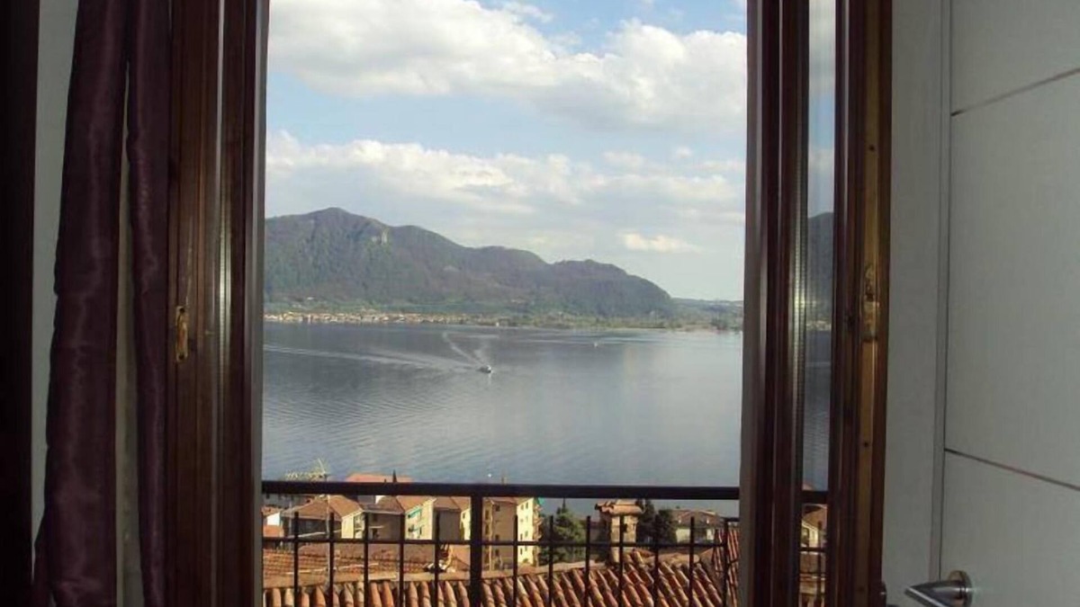 Predore House | Stone House with spectacular sight on Iseo Lake - Special EXPO Milan