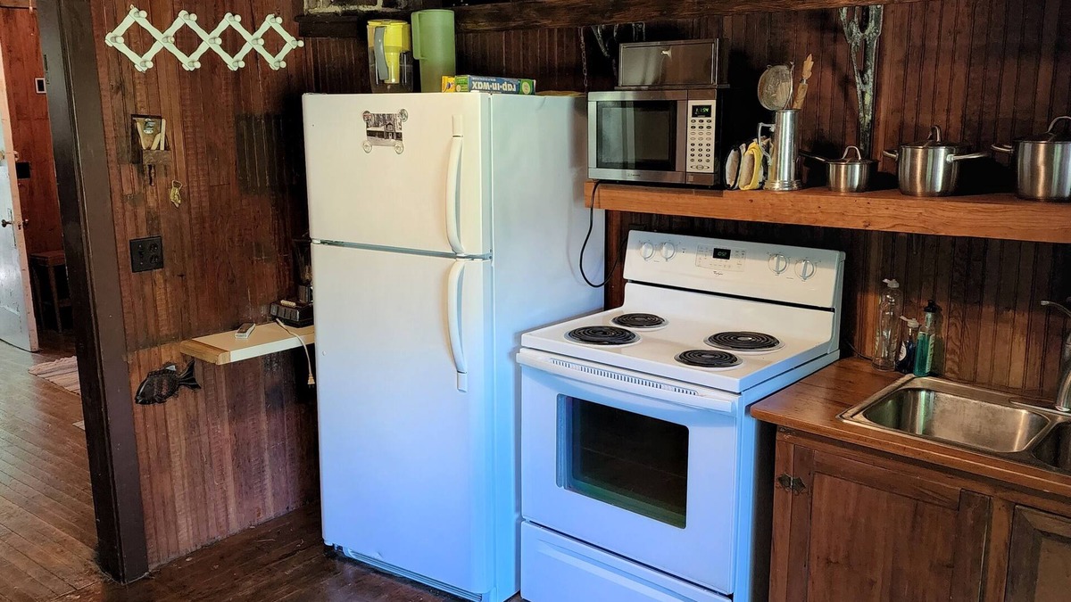 Solon Springs Cabin | Stone Lodge: Authentic Northwoods Charm A Stone's Throw from the Lake.