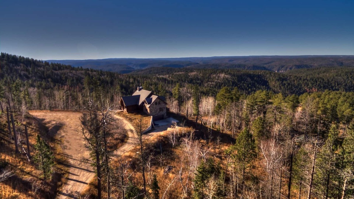 Lead Cabin | Stone Lodge - Large Terry Peak Cabin with panoramic views!