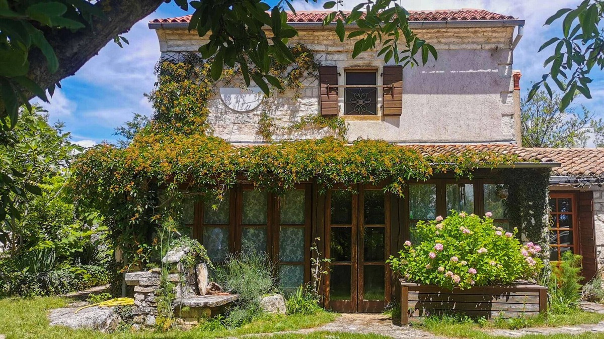 Debeljuhi Villa | Stone Villa Natural, in Istria, with a Pool