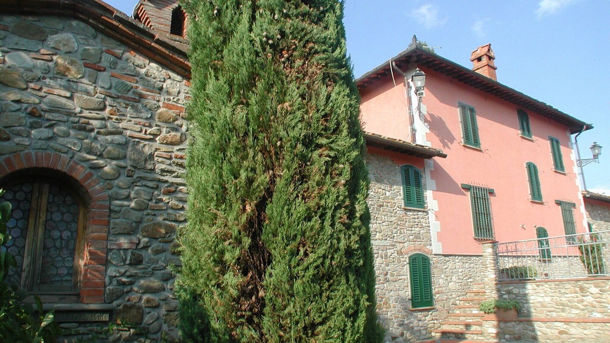 Barberino di Mugello Villa | STONE VILLA WITH BEAUTIFUL VIEW OF THE LAKE