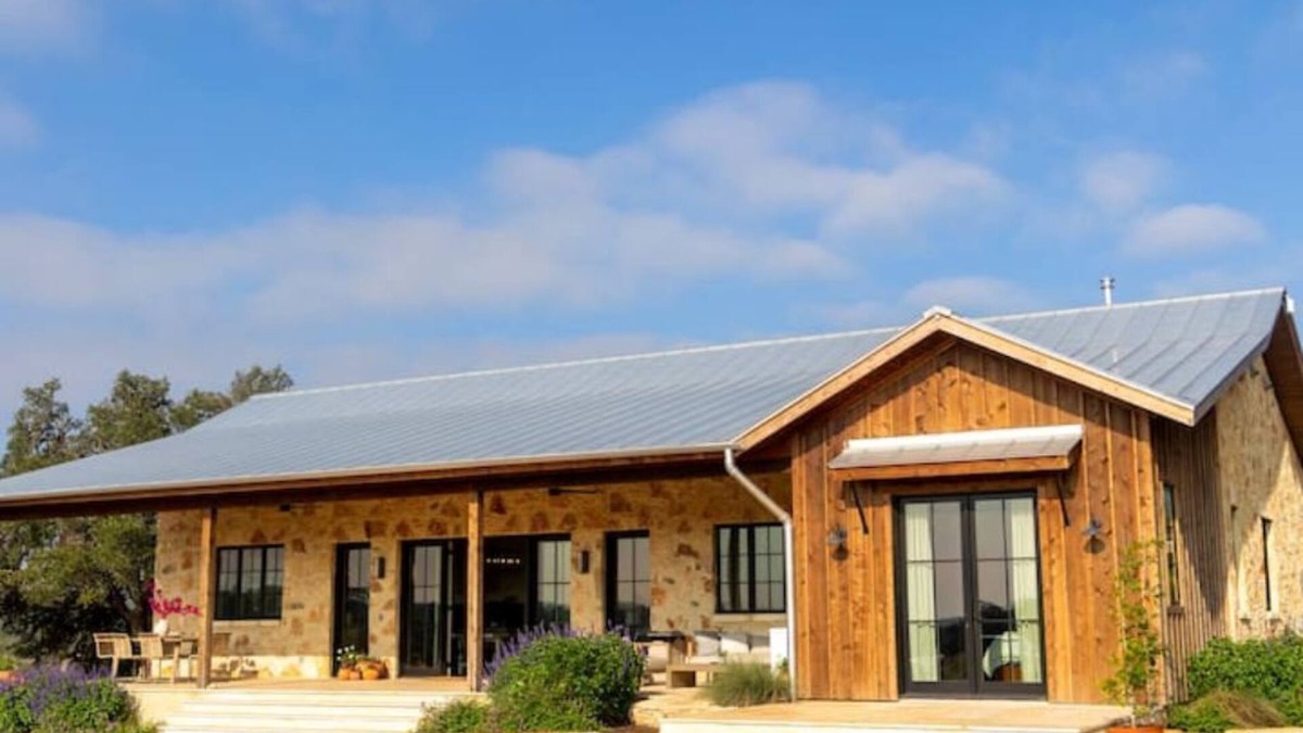 Dripping Springs House | Stonehaus Lodge at Onion Creek