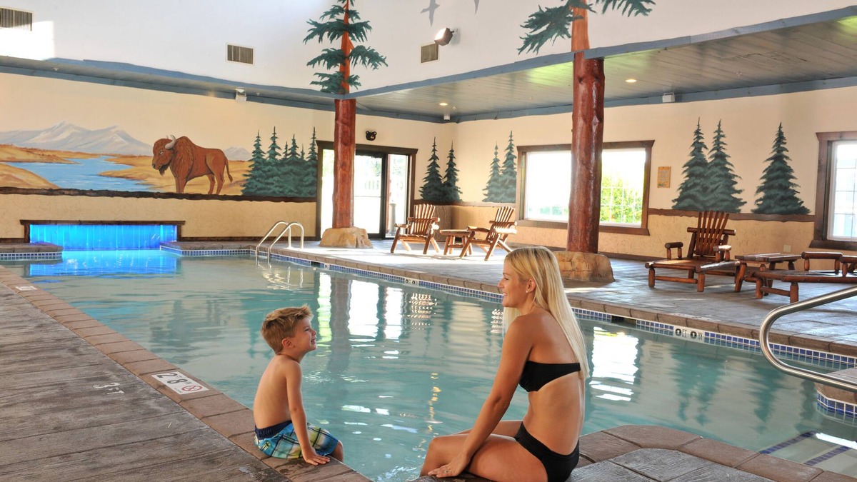 St. Joseph Hotel | Stoney Creek Hotel St. Joseph