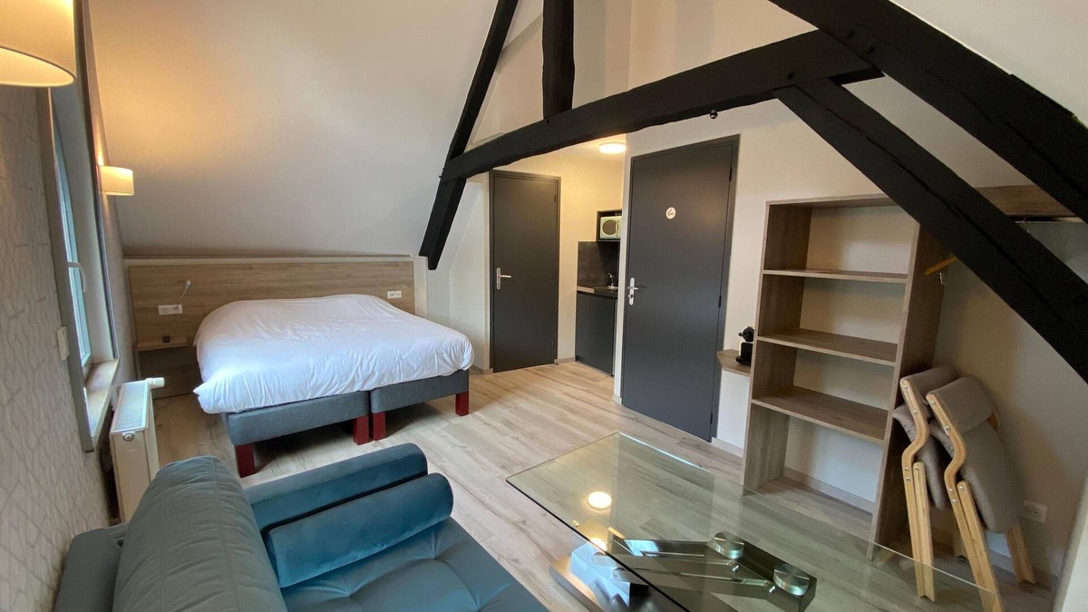 Chaumont-en-Vexin House | Stopover in the city center of Chaumont-en-Vexin