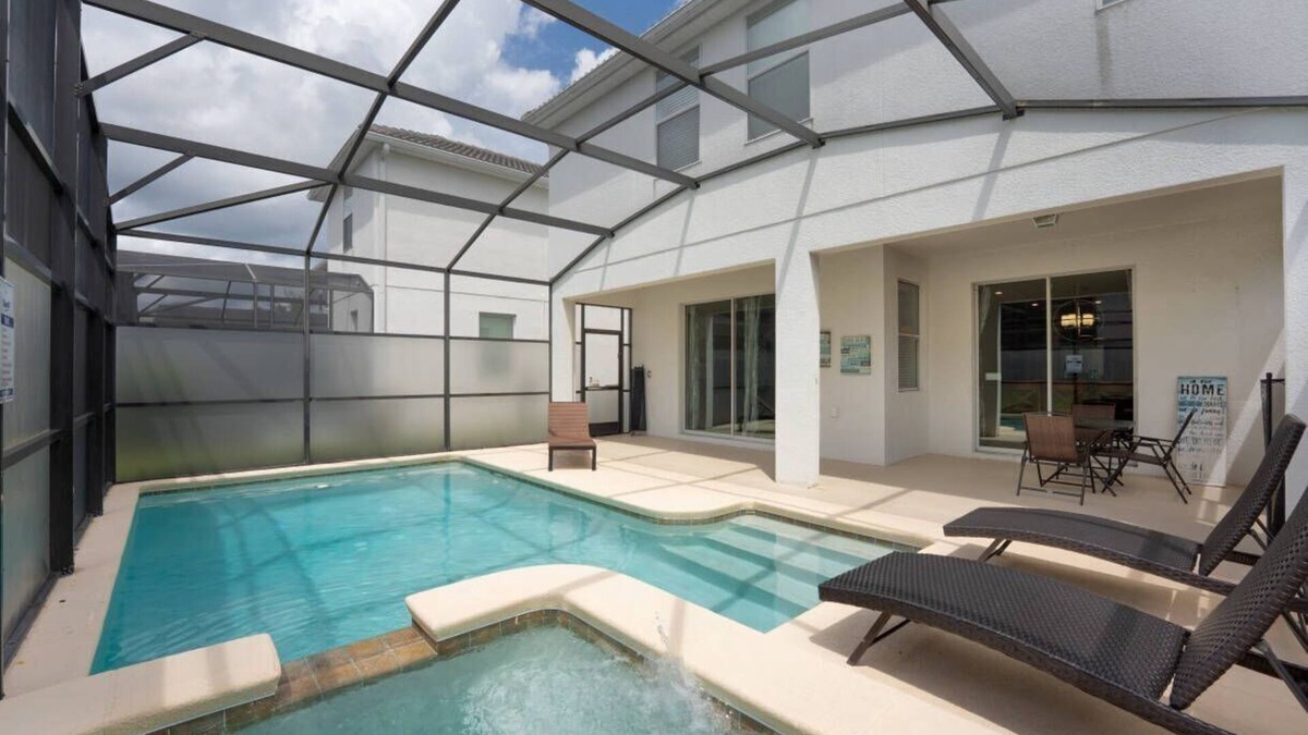 Kissimmee House | Storey Lake 6BR Villa w/Private Pool & Spa