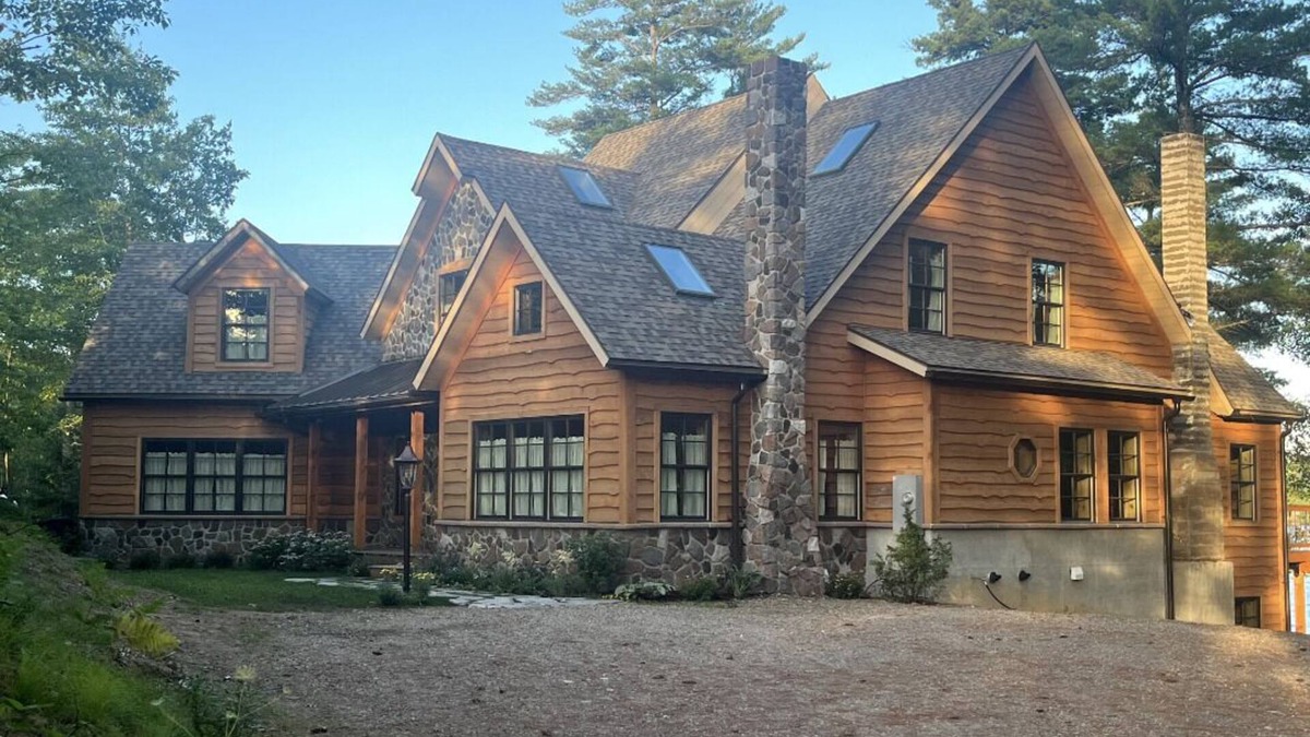 East Wakefield Cabin | Storybook Pines — A Lakefront Family Reunion Retreat
