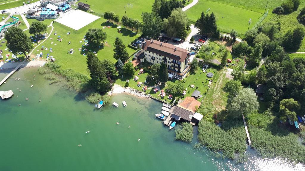 Ossiach Hotel | Strandhotel Prinz