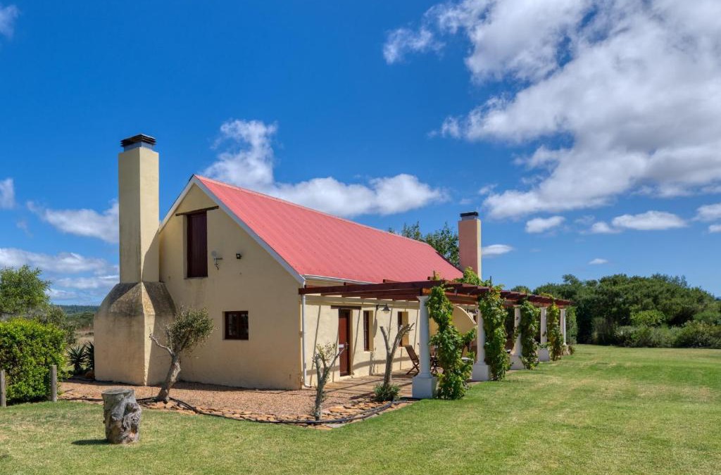 Wolvengat House | Strandveld Vineyards Cottages