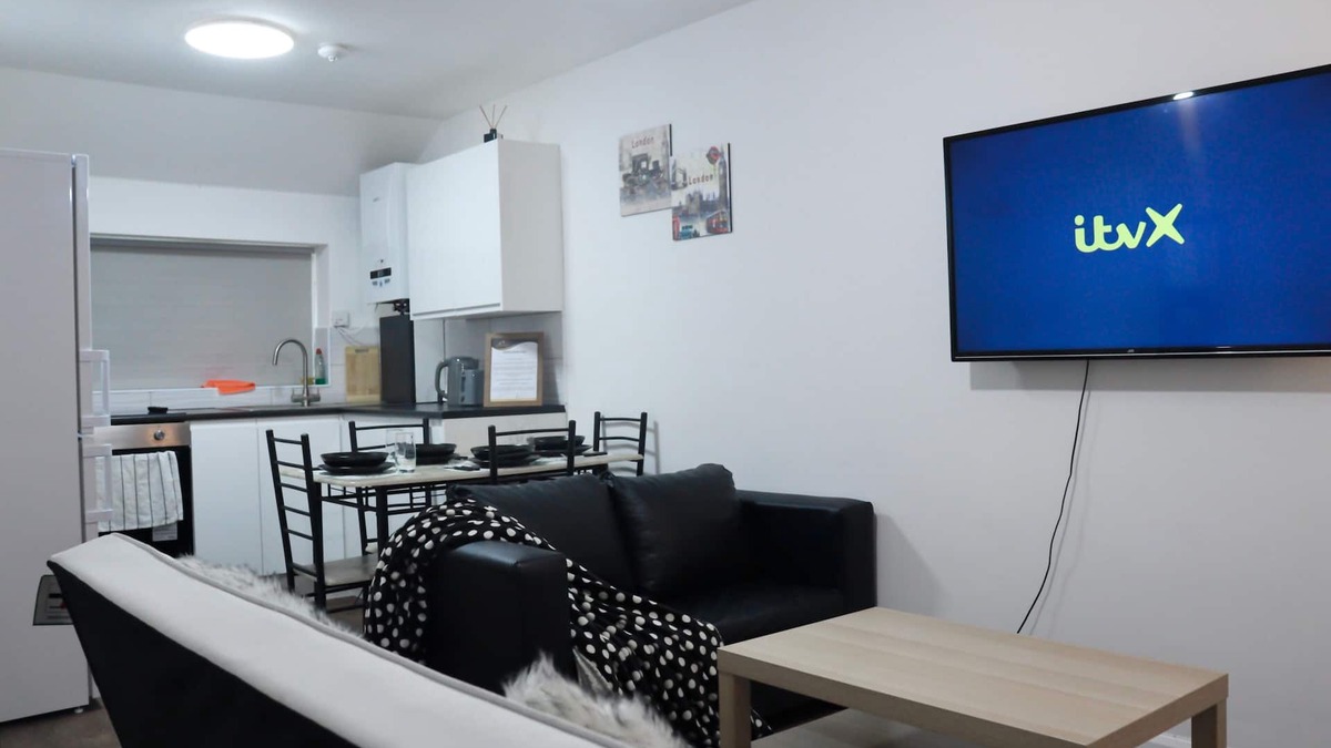 Stratford and New Town Cabin | Stratford-