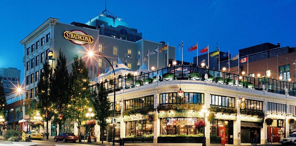 Downtown Victoria Hotel | Strathcona Hotel