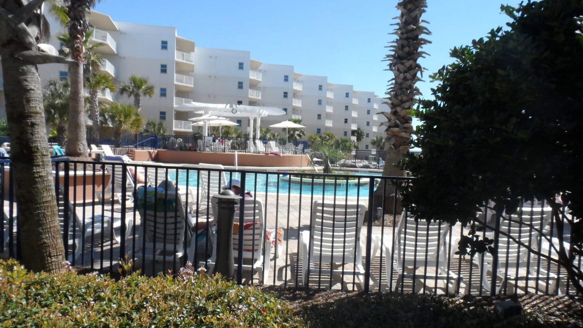 Fort Walton Beach Condo | Stroll to Okaloosa Island Beach at our beachfront condo