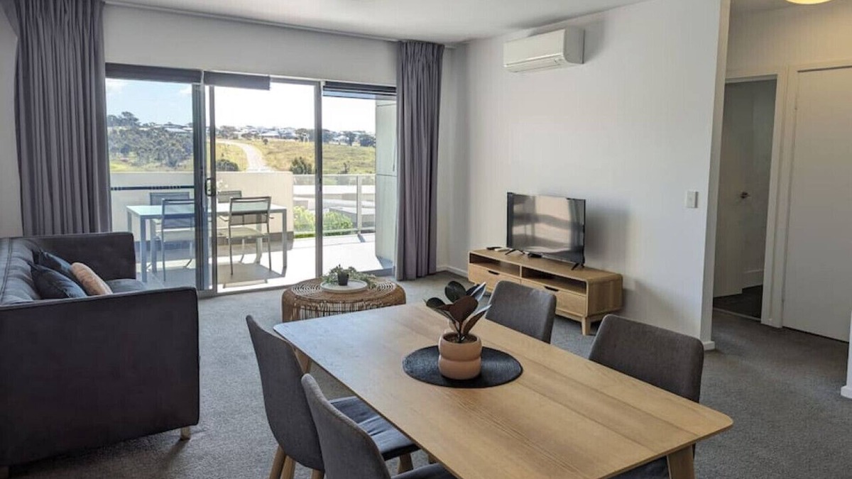 Wright Apartment | Stromlo Strong! 2bd 1br @Wright
