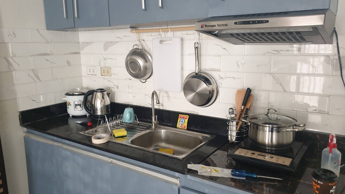 Moonwalk Condo | Strong internet, hot shower, cozy place. Your home away from home