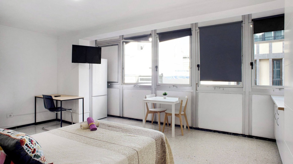 Vegueta Apartment | Studio "41" with Mountain View & Wi-Fi