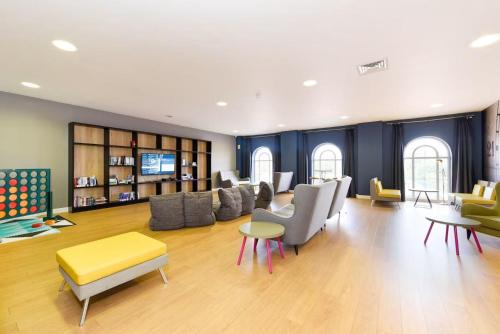 Oadby Apartment | Students Only Upperton Road Studios in Leicester