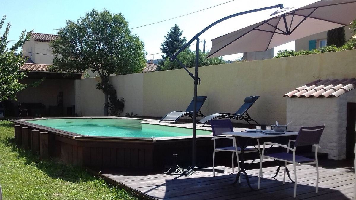 Chateauneuf-les-Martigues Apartment | Studio 25m², near the beaches, 20 minutes from Marseilles, 20 minutes from Aix en Provence