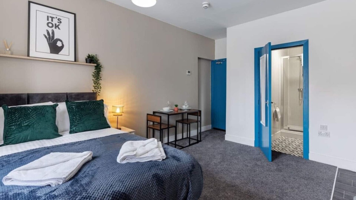 Middlesbrough Apartment | 🌟Studio 1 - City Centre - Free Wifi & Smart TV🌟