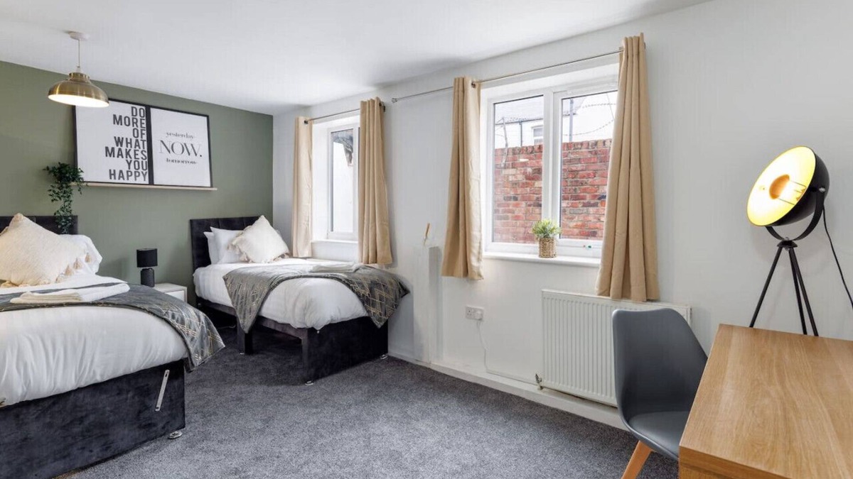 Middlesbrough Apartment | 🌟Studio 3 - City Centre - Free Wifi & Smart TV🌟