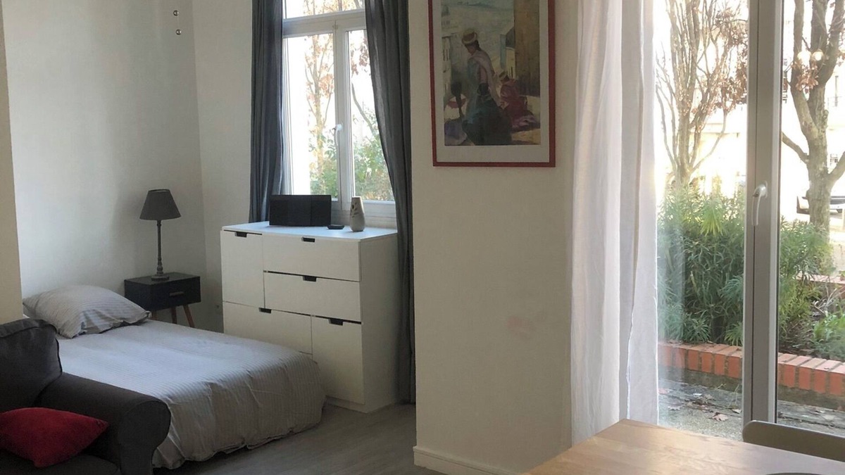 Eaubonne Apartment | Studio 30 m2 Eaubonne with private parking - 25 minutes from Paris