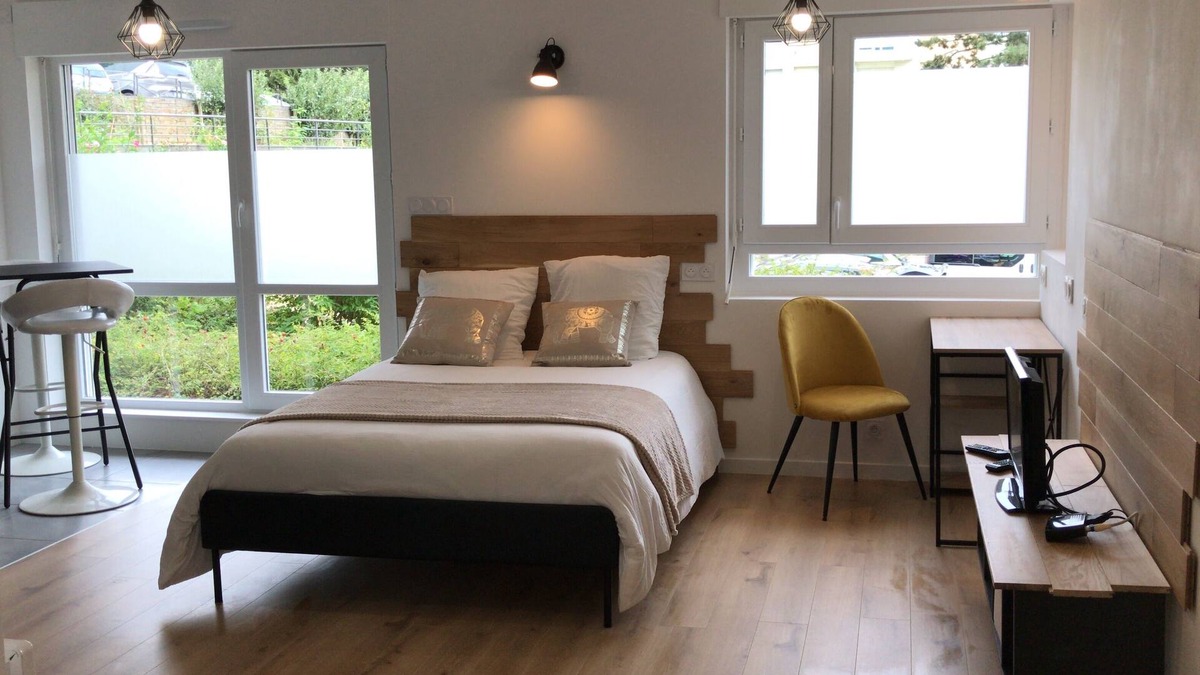 Laignelet Apartment | Studio 35 m2 Refait à Neuf